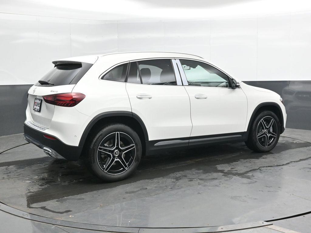 2026 Mercedes-BENZ GLA — фото 2