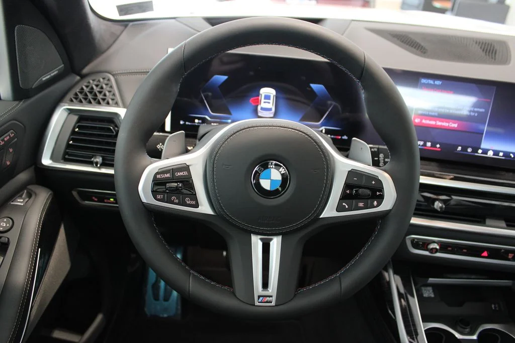 2027 BMW X7 M60I 缩略图 21