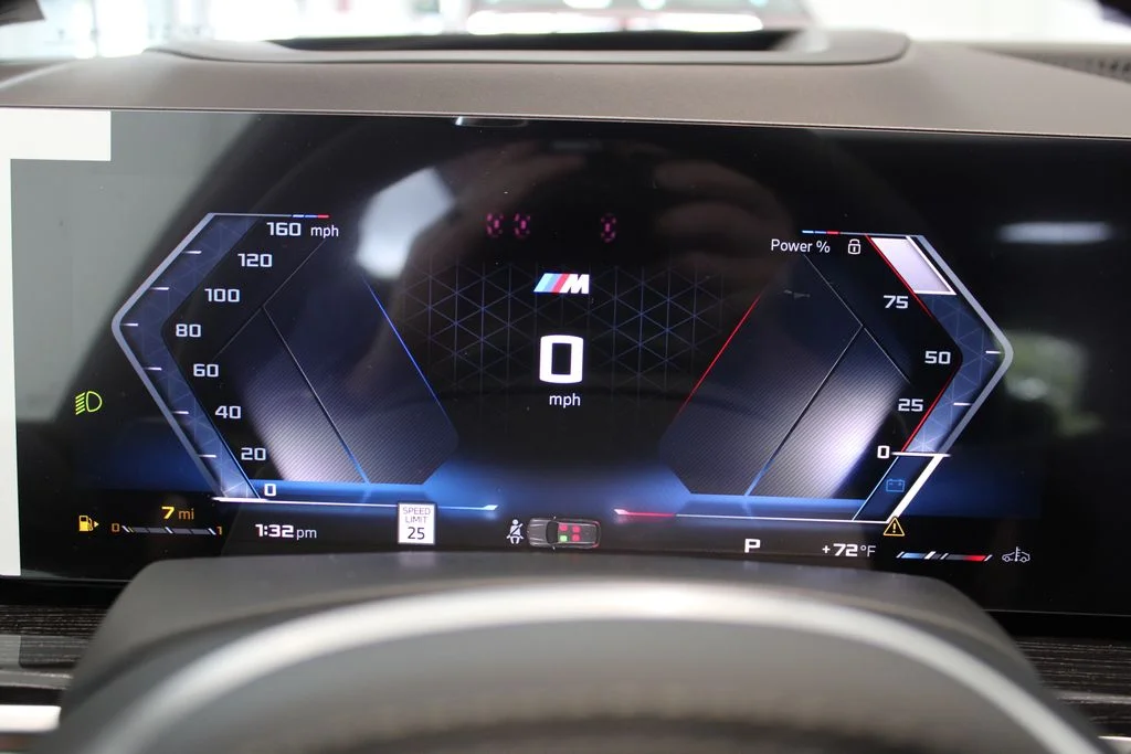 صورة 4 لـ 2027 BMW X7 M60I
