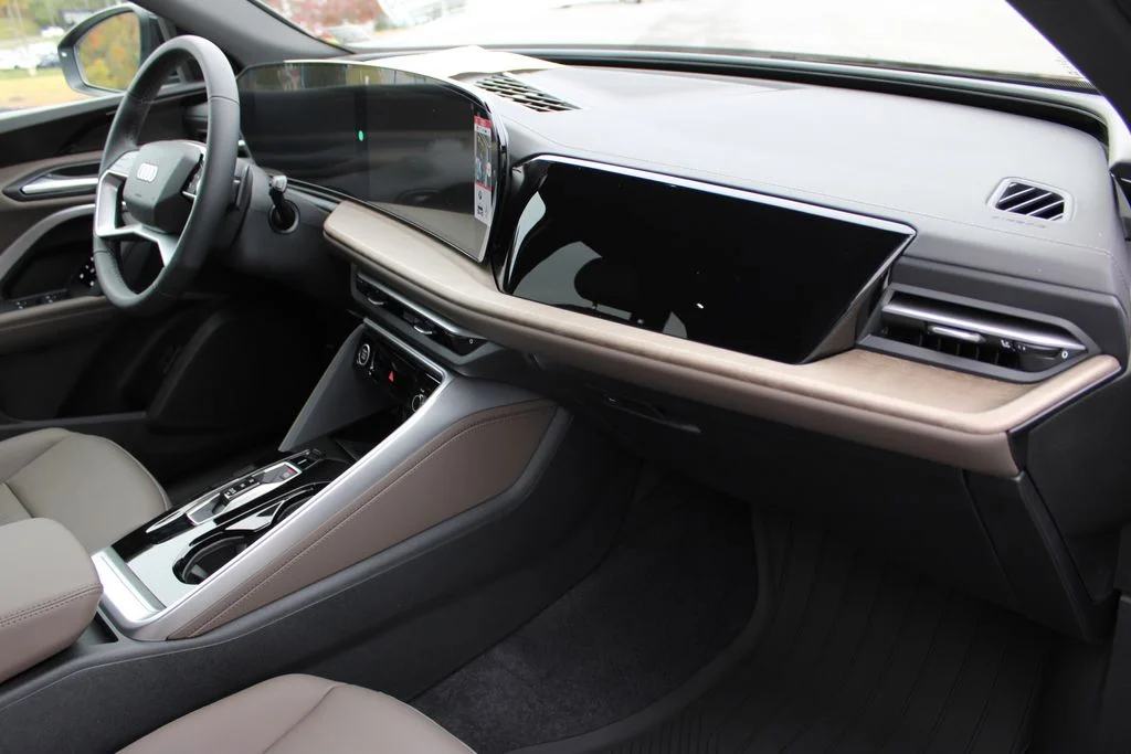 صورة مصغرة 48 لـ 2025 AUDI Q5 2.0T PREMIUM
