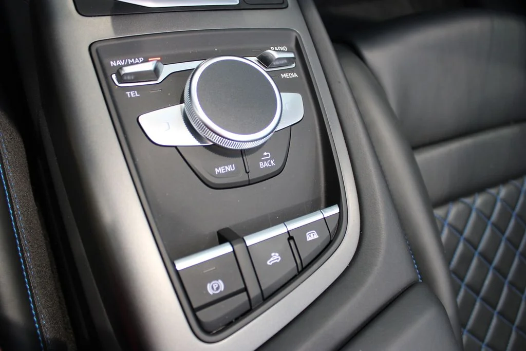 2023 AUDI R8 V10 PERFORMANCE — миниатюра 44