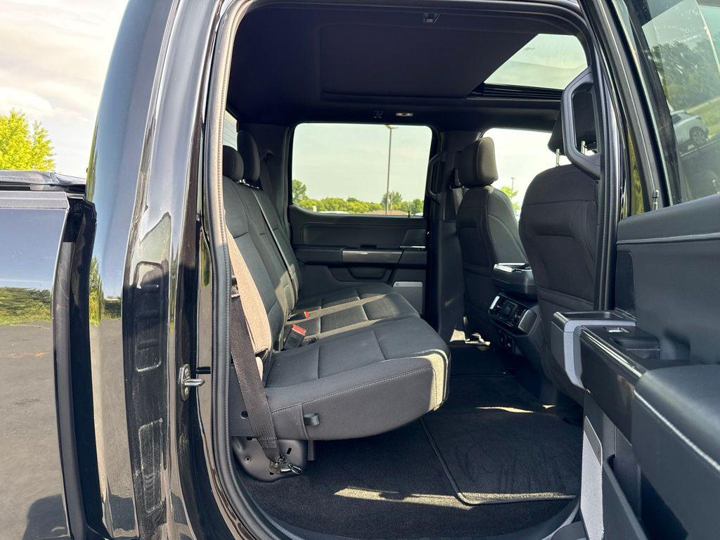 صورة مصغرة 13 لـ 2023 FORD F-150 XLT