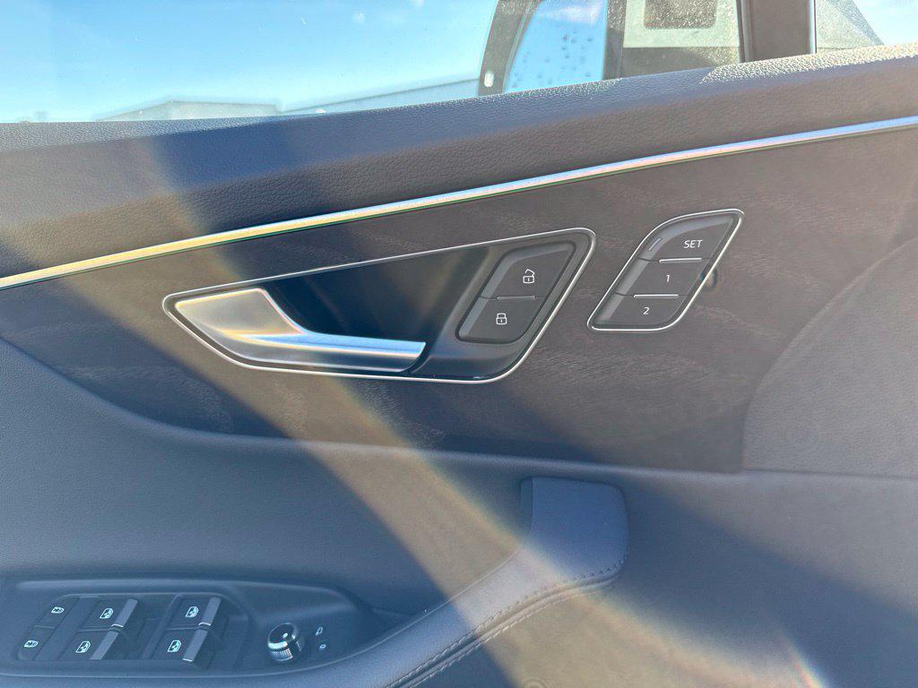 2024 AUDI Q7 55 PRESTIGE — миниатюра 11