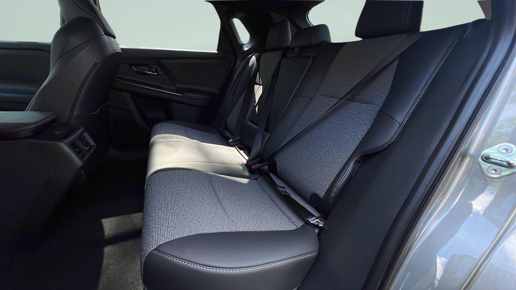 2026 Toyota BZ XLE PLUS 缩略图 9