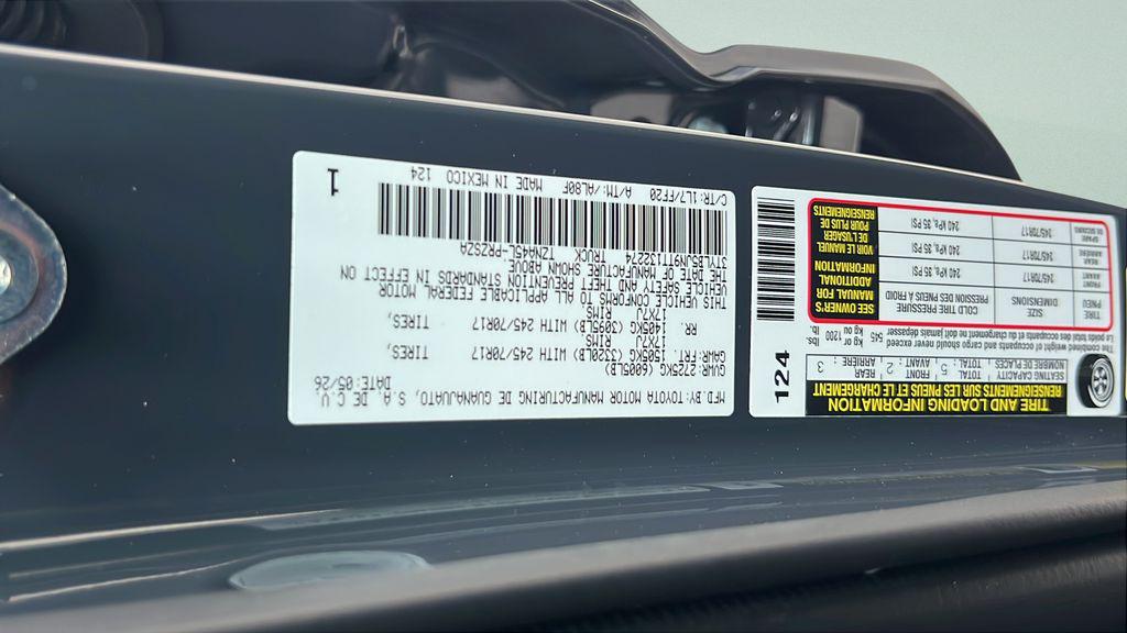 صورة مصغرة 24 لـ 2026 Toyota TACOMA SR5