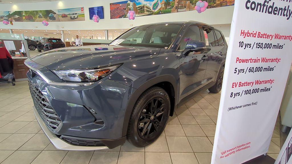 New 2026 Toyota Grand Highlander Hybrid MAX Platinum