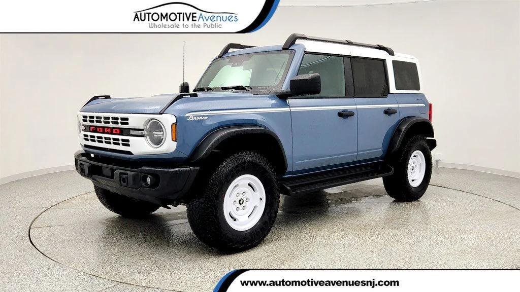 FORD BRONCO HERITAGE EDITION - 1