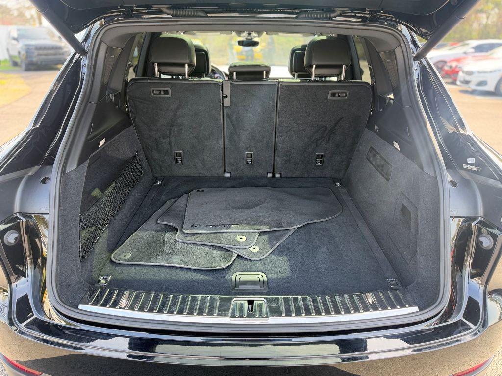 PORSCHE CAYENNE - 4