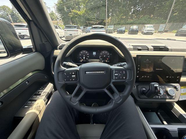 صورة مصغرة 13 لـ 2026 LAND Rover DEFENDER P400 X-DYNAMIC SE