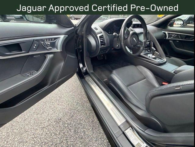 2023 Jaguar F-TYPE P450 R-DYNAMIC — миниатюра 12