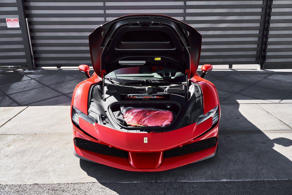 صورة مصغرة 15 لـ 2023 Ferrari SF90 STRADALE BASE