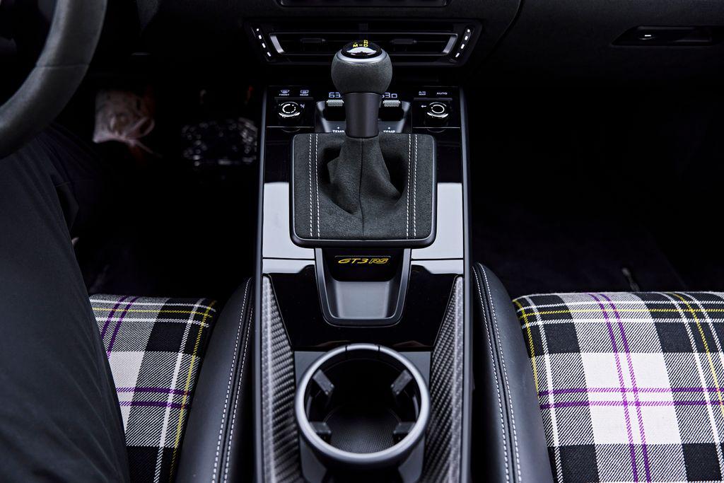 2025 Porsche 911 GT3 RS 缩略图 87