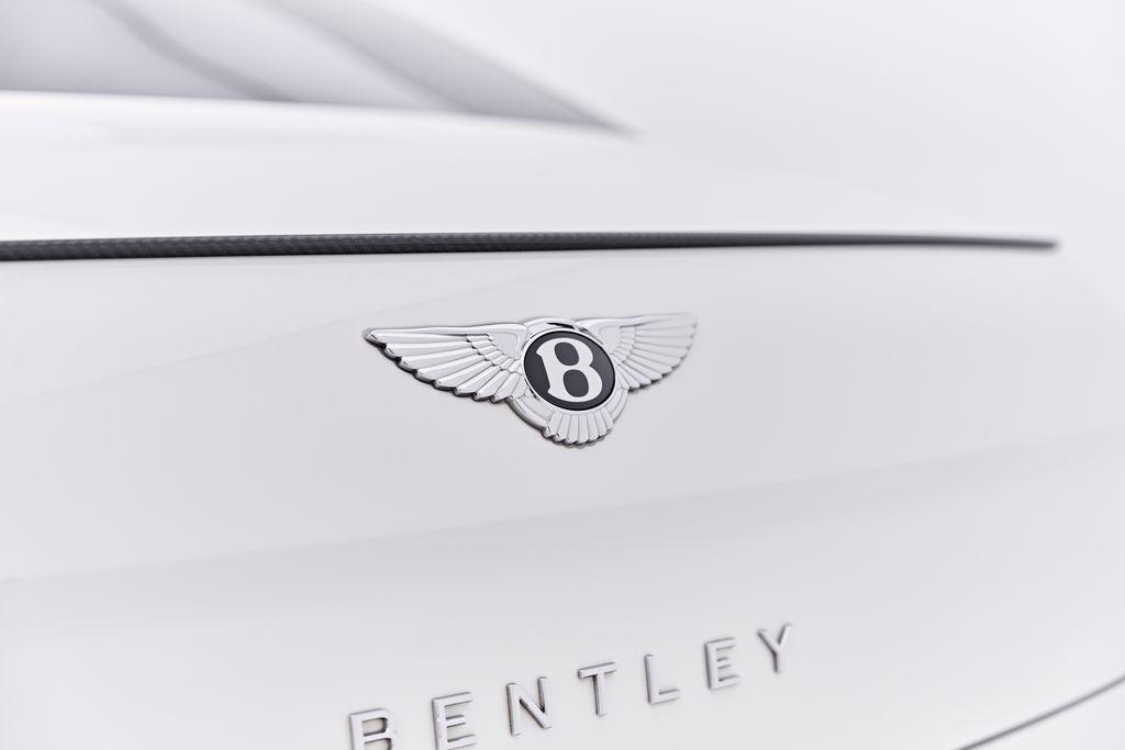 2022 Bentley FLYING SPUR V8 — миниатюра 26