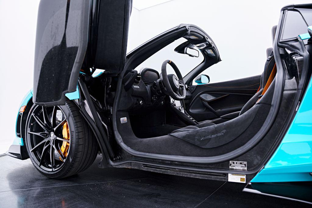 صورة مصغرة 64 لـ 2022 Mclaren 765LT SPIDER