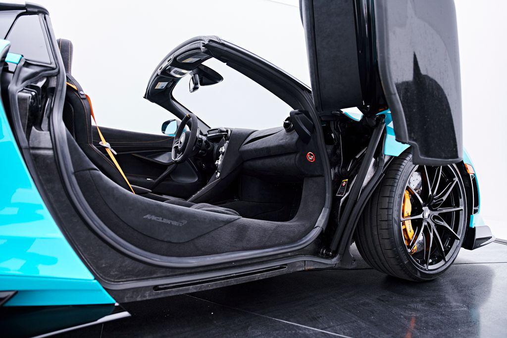 صورة مصغرة 61 لـ 2022 Mclaren 765LT SPIDER