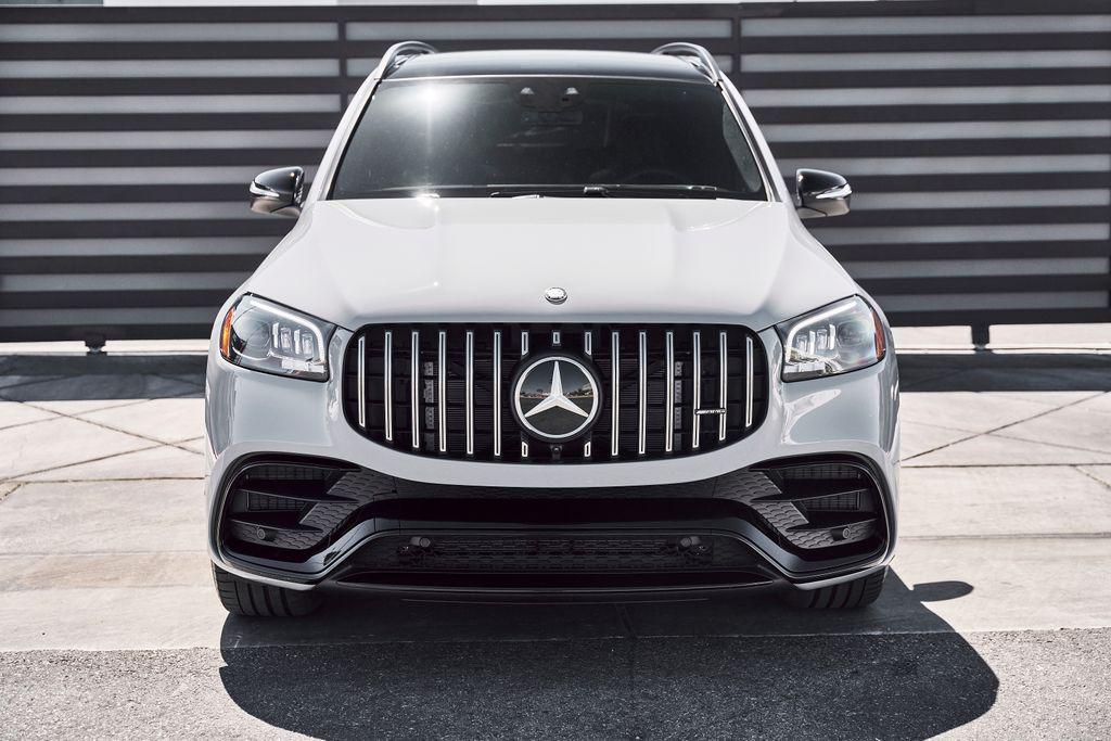 صورة مصغرة 16 لـ 2025 Mercedes-BENZ AMG GLS 63 BASE