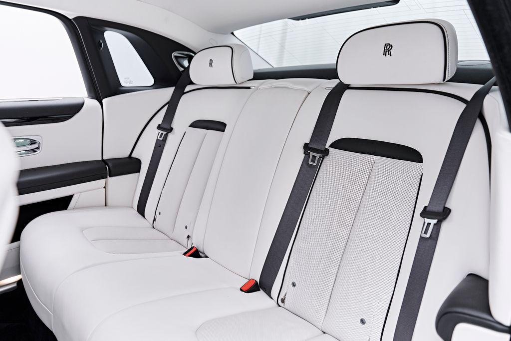 2026 ROLLS-ROYCE GHOST — миниатюра 73