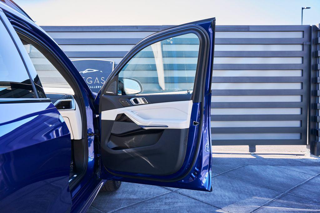 2024 BMW X7 M60I — миниатюра 22
