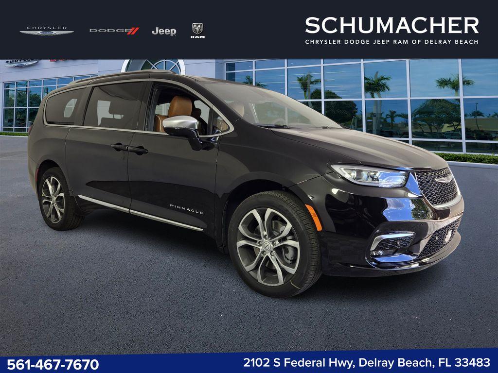 New 2026 Chrysler Pacifica Pinnacle