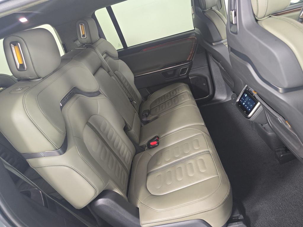 2023 Rivian R1S ADVENTURE PACKAGE 缩略图 23