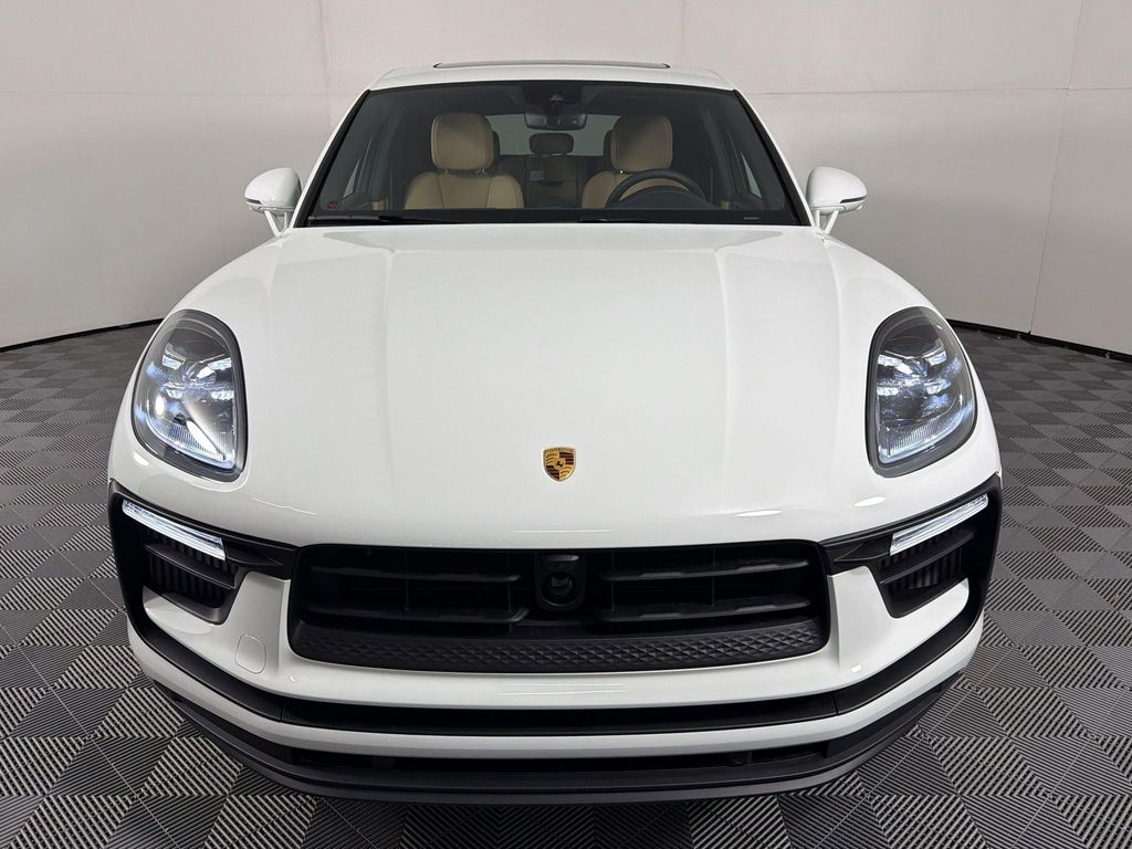 صورة 6 لـ 2026 Porsche MACAN