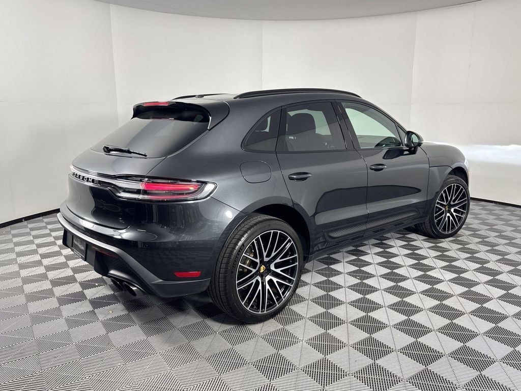 صورة 9 لـ 2026 Porsche CAYENNE