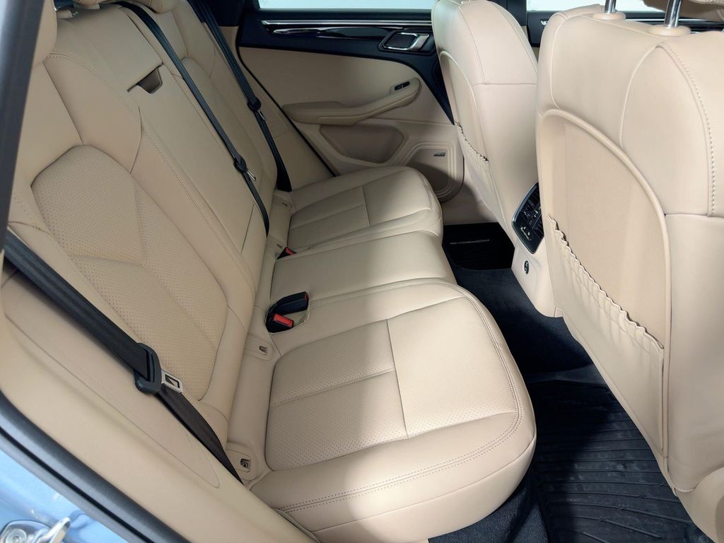 صورة مصغرة 28 لـ 2026 Porsche MACAN