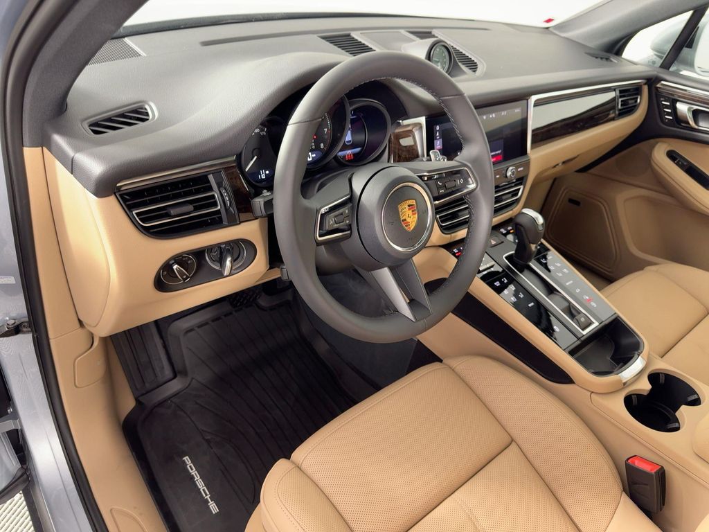 صورة مصغرة 4 لـ 2026 Porsche MACAN