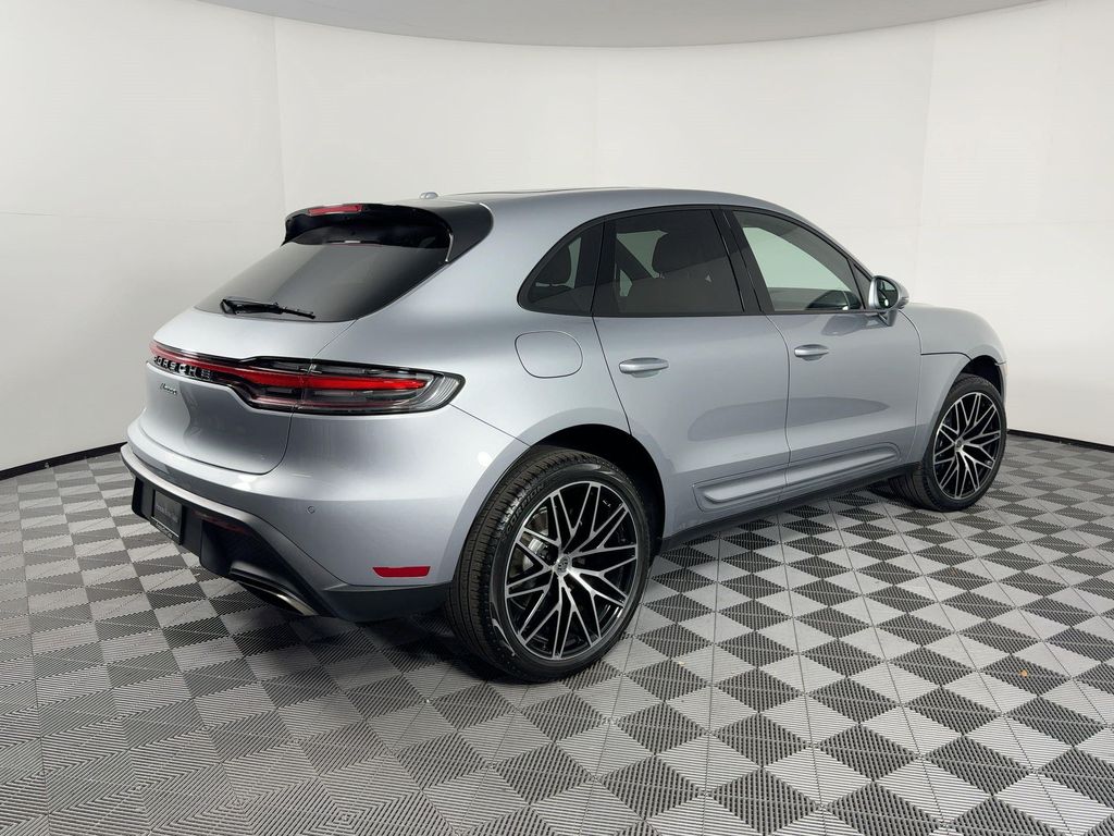 صورة مصغرة 9 لـ 2026 Porsche MACAN