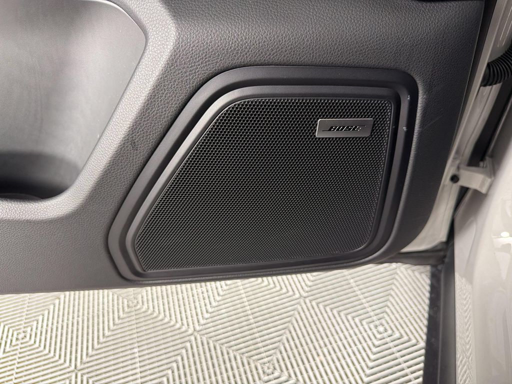 2026 Porsche MACAN 缩略图 22