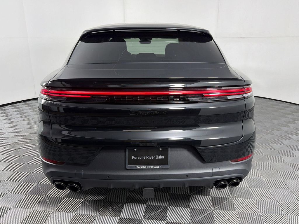 2026 Porsche CAYENNE S 照片 10