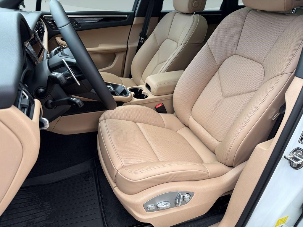 صورة 5 لـ 2026 Porsche MACAN
