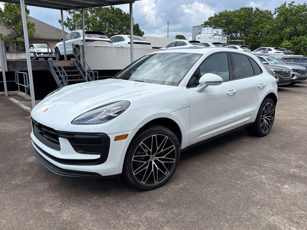 New 2026 Porsche Macan Macan