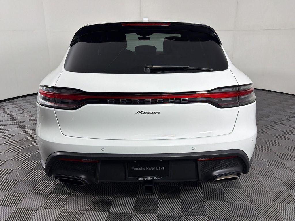2022 Porsche MACAN — фото 10