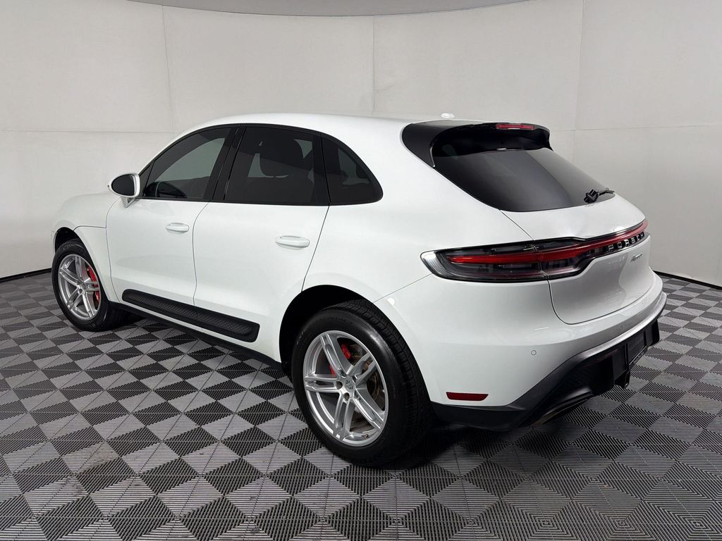 2022 Porsche MACAN — фото 3
