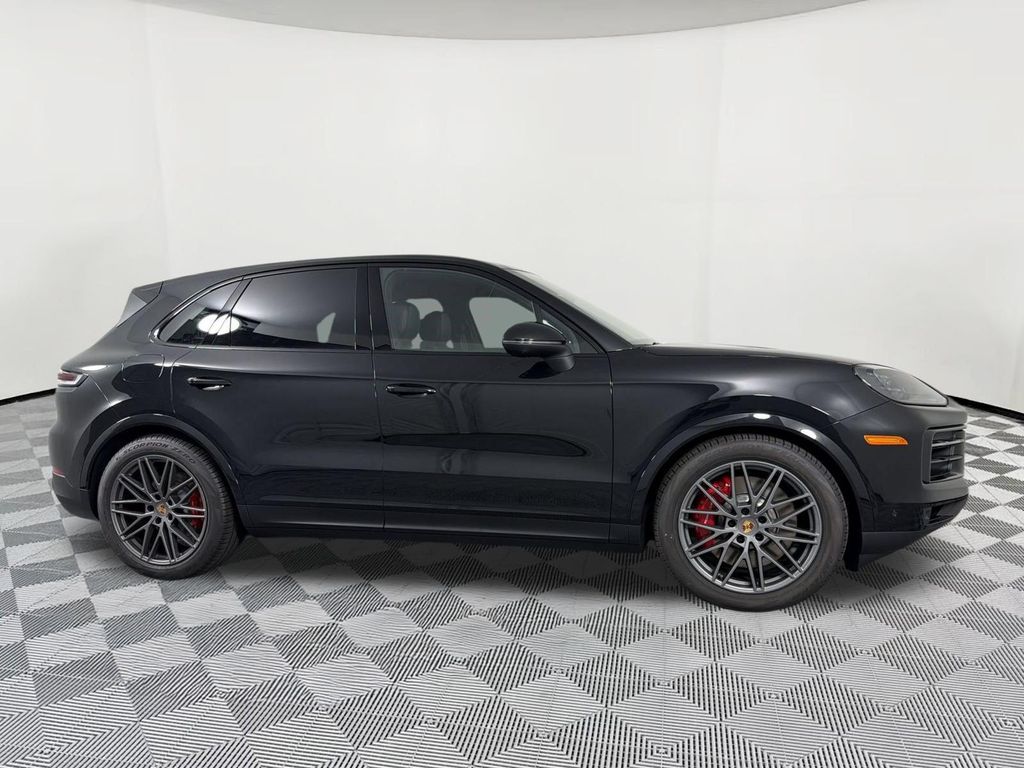 2026 Porsche CAYENNE S 照片 8