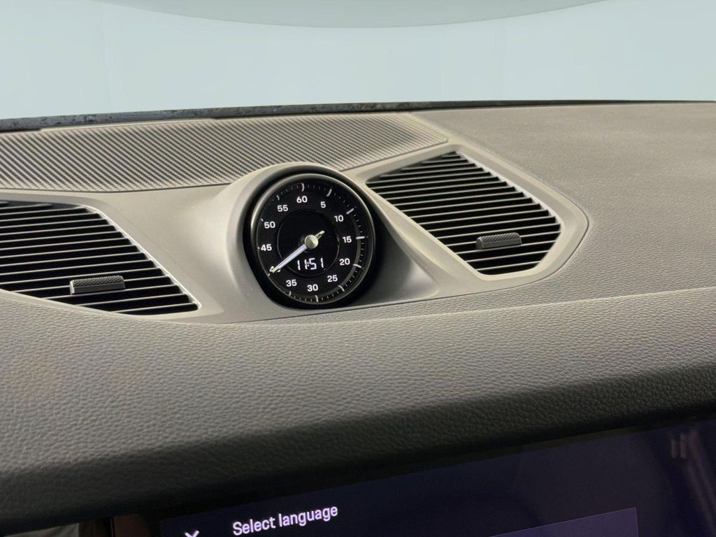 2026 Porsche CAYENNE S 缩略图 28