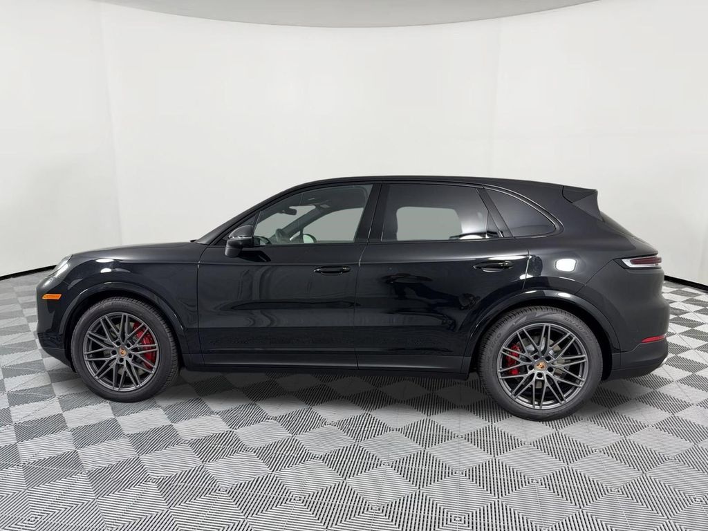 2026 Porsche CAYENNE S 照片 2
