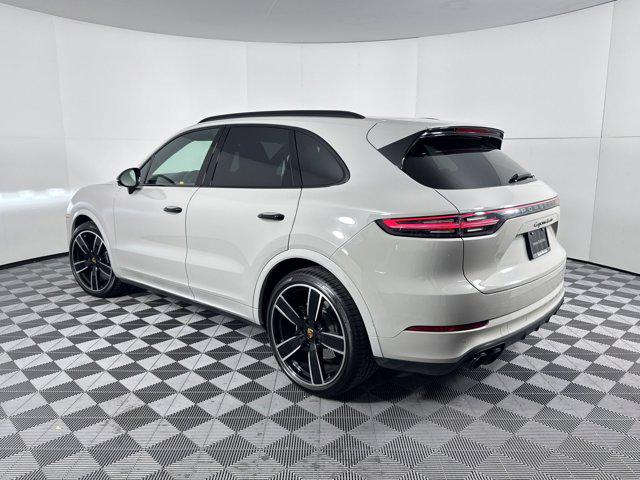 PORSCHE CAYENNE - 3