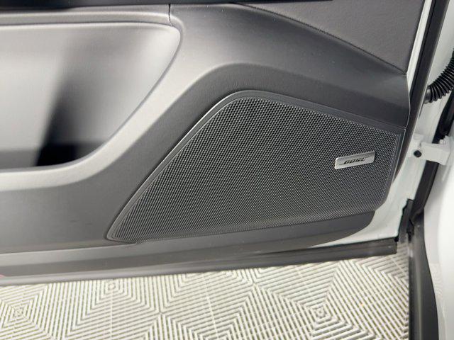 صورة مصغرة 22 لـ 2026 Porsche CAYENNE CAYENNE E-HYBRID
