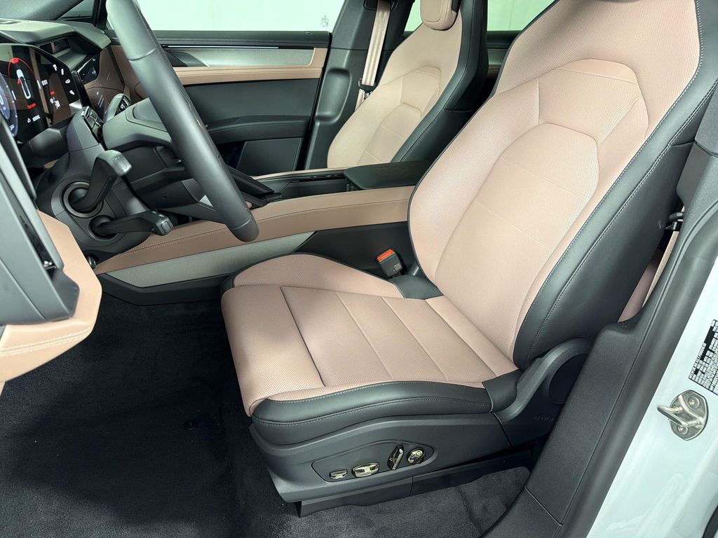 2026 Porsche CAYENNE S — миниатюра 5