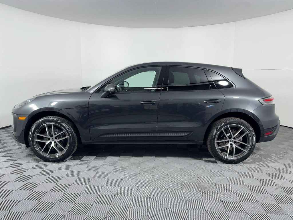 2026 Porsche MACAN 照片 2