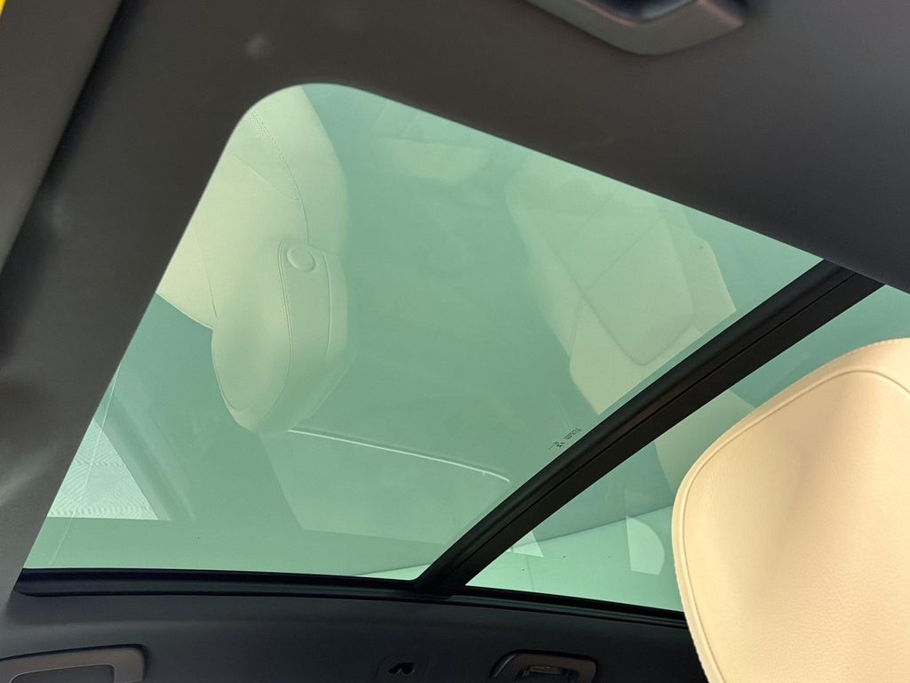 2026 Porsche CAYENNE 缩略图 24