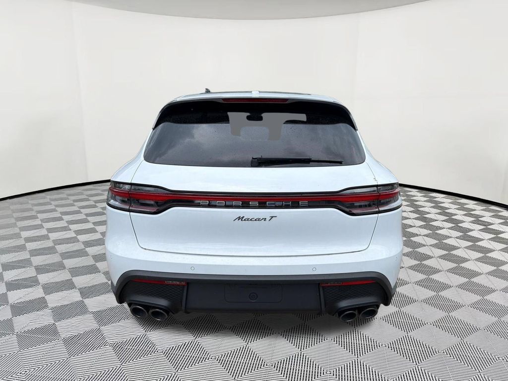2026 Porsche MACAN T — фото 10