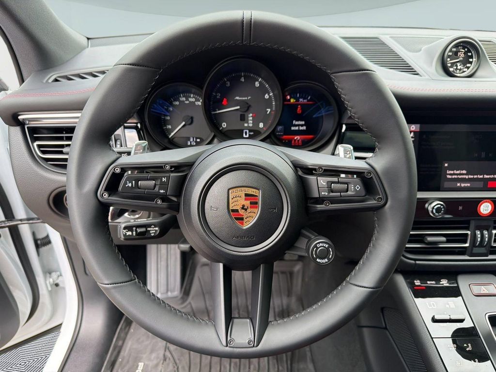 صورة مصغرة 11 لـ 2026 Porsche MACAN T