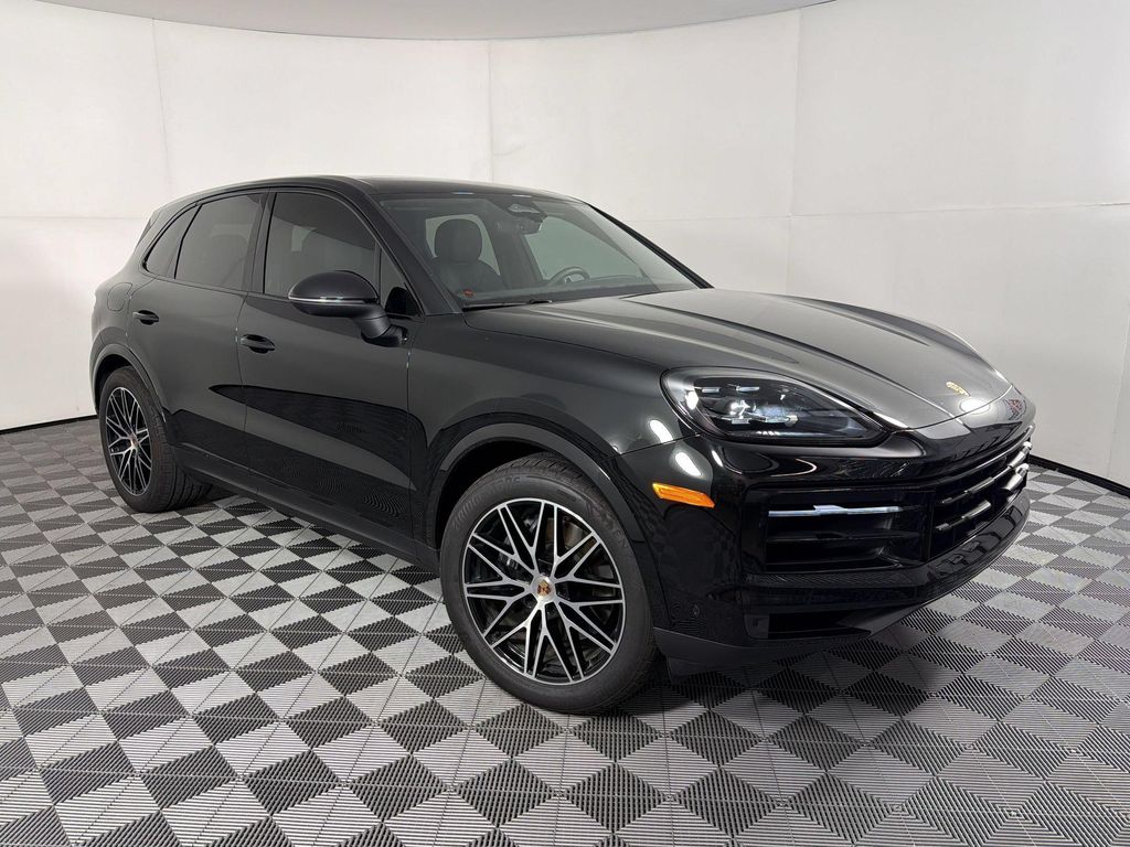 صورة 7 لـ 2026 Porsche CAYENNE