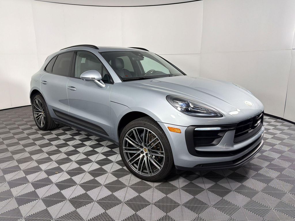 صورة 7 لـ 2026 Porsche MACAN