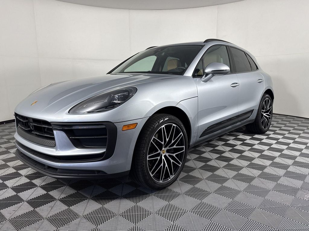 New 2026 Porsche Macan Macan