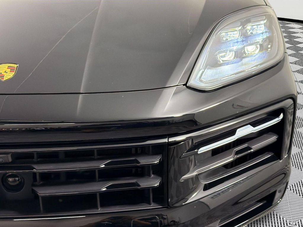 2024 Porsche CAYENNE 缩略图 12