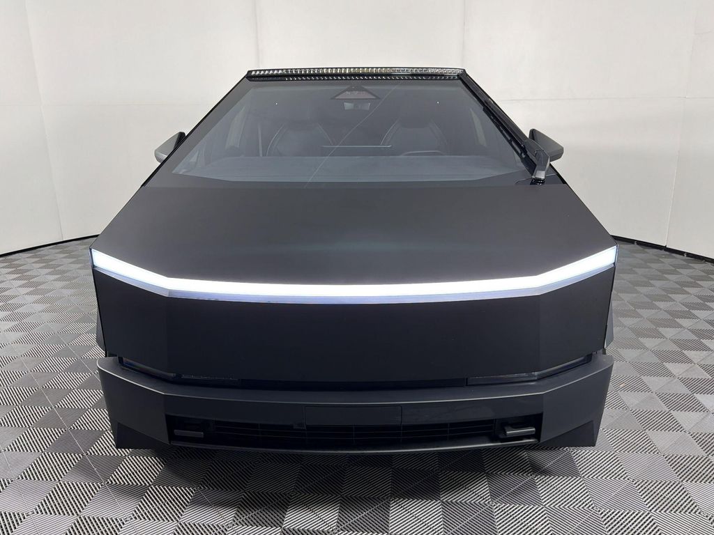 TESLA CYBERTRUCK CYBERBEAST - 7
